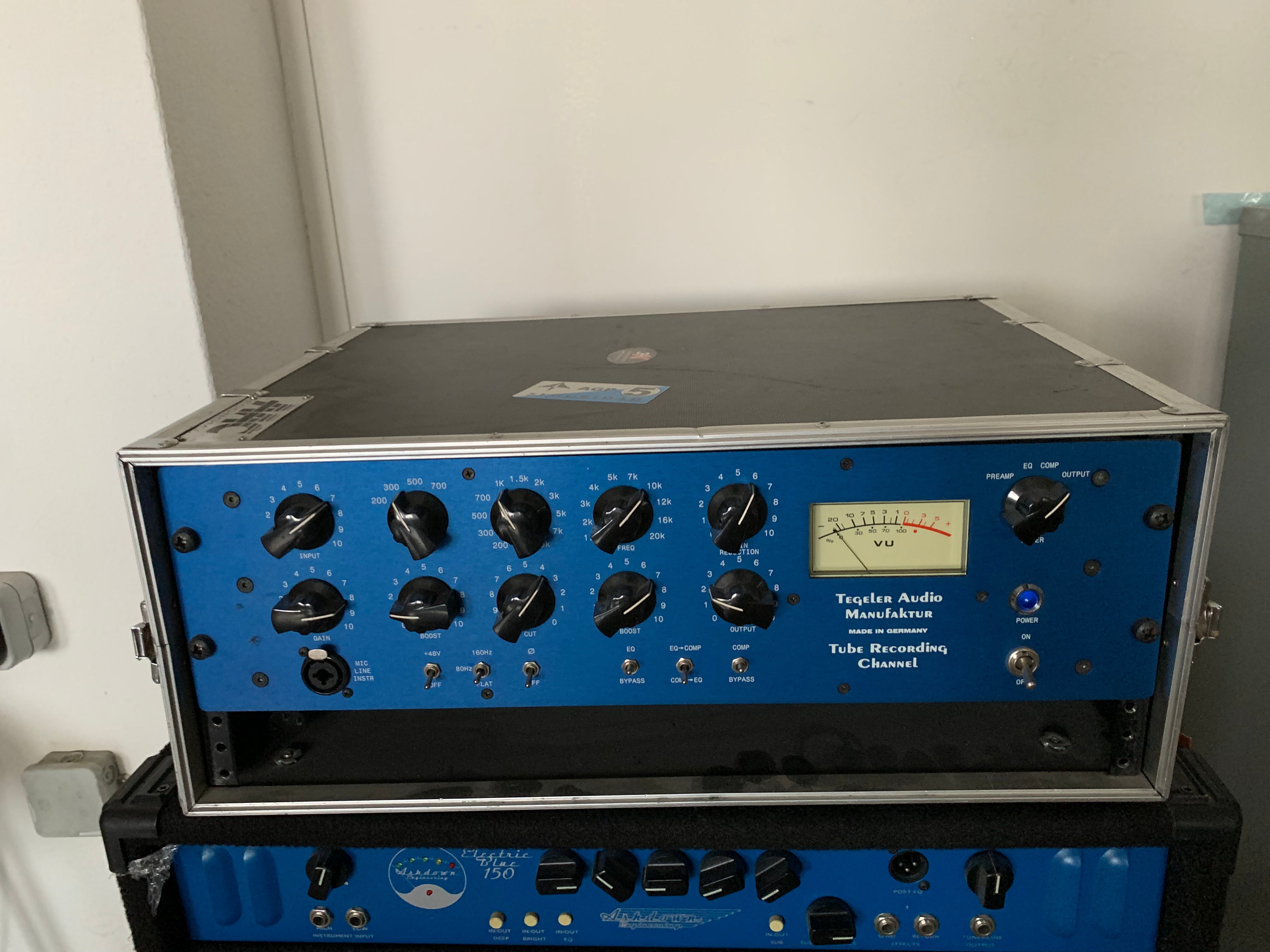 Tegeler Audio Manufaktur Tube Recording Channel 2006 blue Tegeler Audio Manufaktur Tube Recording Channel 2006 blue
